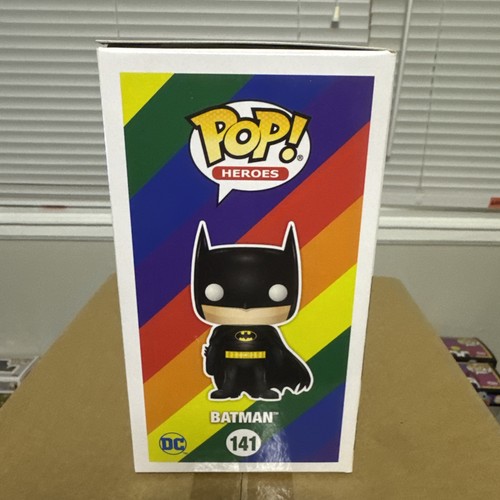 Funko Pop! Heroes: Batman (Rainbow) #141 - Bild 2 von 6