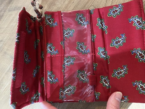 Vera Bradley wallet trifold clutch Card Organizer, red - Picture 5 of 8
