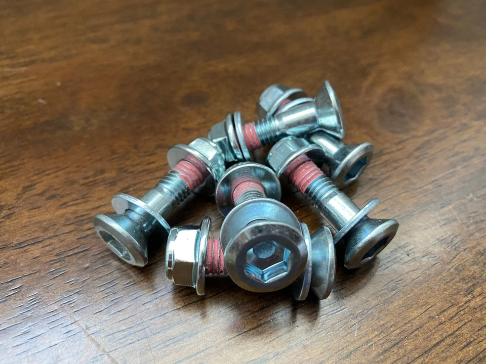 Kit de pernos de restauración Kawasaki KDX 1983-1985 en acabado galvanizado | AHORRA $$$ Foto 4 de 4