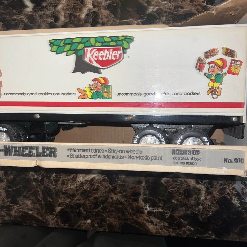 Nylint Cadet GMC 18-Wheeler No.910 Keebler Original Package Rare - Image 4 of 4