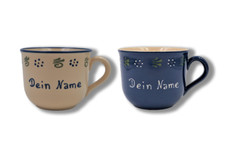 Handgemachte Jumbo-Tasse mit Wunschnamen, Bunzlaublau/Ammerlandbeige