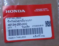 NOS Honda DUST SEAL, BRAKE CAM OEM 45134-250-000                   (HSP/12)
