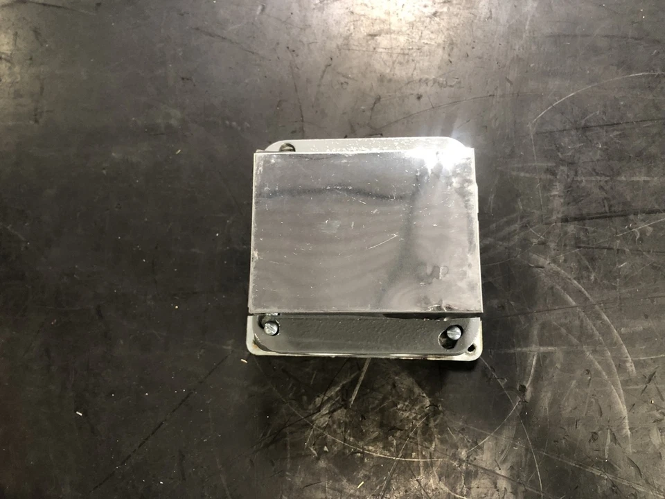 SURPLUS NUEVO Hubbell 6256 Caja de piso de concreto de una sola banda - Cajas de distribución Foto 4 de 4