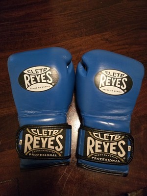 Cleto Reyes Sparring Boxing Gloves Hook & Loop Classic Electric Blue 16oz