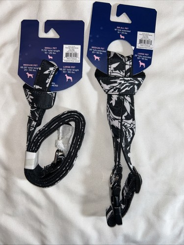 Vera Bradley Pet Collar And Leash in Glass Vines Large - 50 – 90 lbs - 第 2/2 張圖片