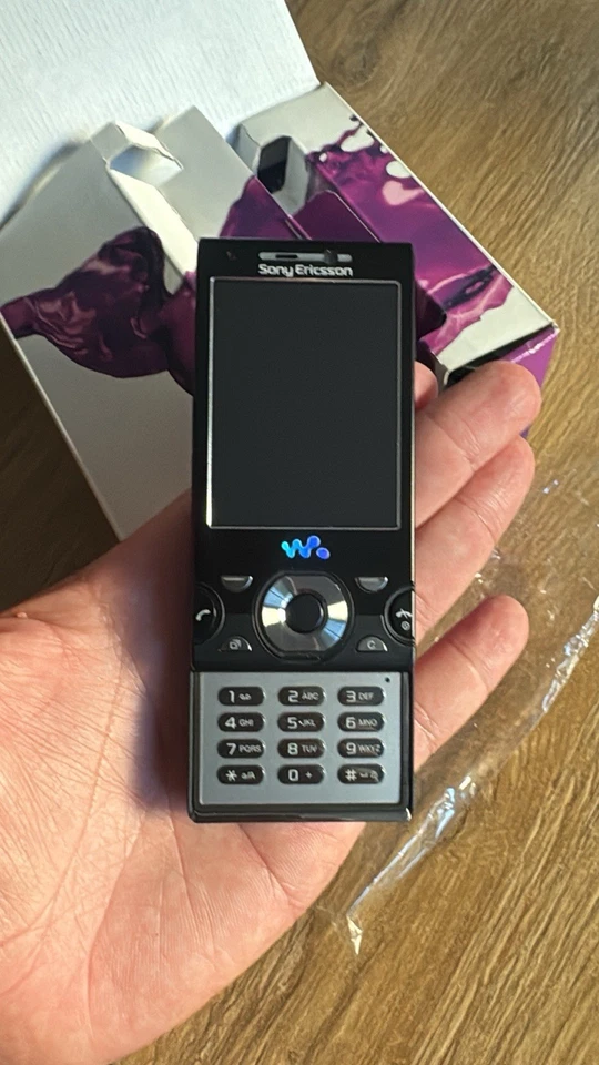 Sony Ericsson W995 - Black Wie Neu!! - Bild 4 von 4