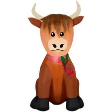 Holiday Time Gemmy 3.5 Foot Scottish Highlander Cow in Santa Hat Inflatable