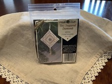 Mill Hill Tiny Treasured Diamonds MHTD6  Crystal Snowflake  Kit Ornament Sealed