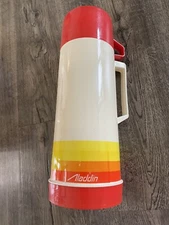 Vintage 80s Aladdin Stripes Rainbow Yellow Orange Thermos 1 Quart 032C Cup 243