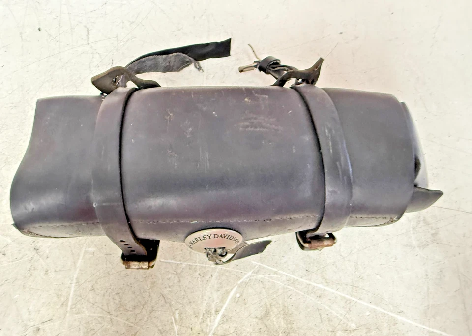 Harley Sportster R 2004 manillar barra Sissy bolsa de herramientas cuero negro 91772-85A Foto 3 de 4