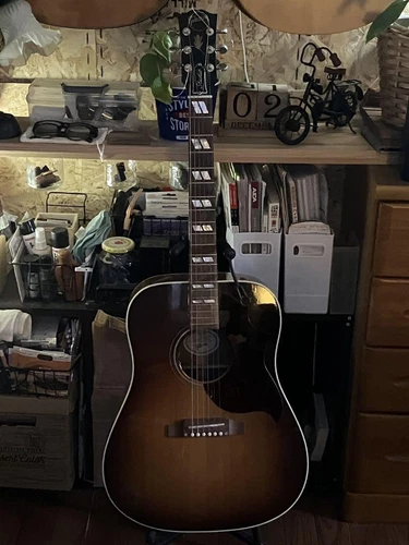 Gibson Hummingbird Studio No.MG2532