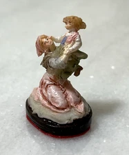 Miniature Mother And Child Resin Figurine For Dollhouse 1:12 Falcon Miniatures