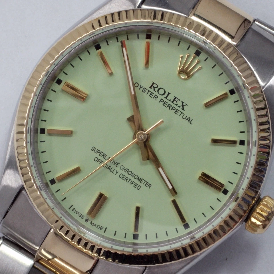 Rolex Oyster Perpetual Dos Tonos 34 mm Verde Pistacho Dial Reloj 5500 Circa 1967 Foto 4 de 4