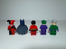 LEGO DC Comics Super Heroes: The Dynamic Duo Funhouse Escape (6857)