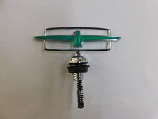 Nos Oem Ford 1977 1978 1979 Thunderbird Green Hood Ornament Emblem Emerald Tbird