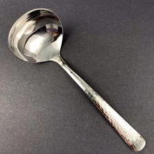 Oneida USA MARTELE Gravy Ladle 7 in Stainless Hammered Flatware