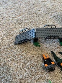 LEGO Agents: Swamp Raid (8632) w Instructions & Minifigures