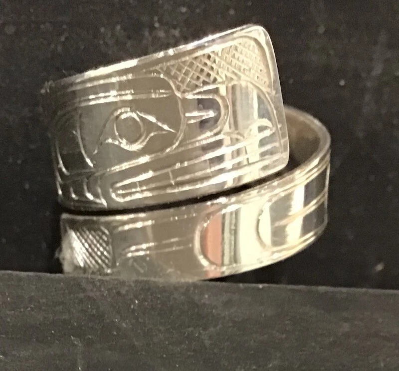 Travis HENRY Coast Salish Native Silver BEAR Wrap Ring Carved
