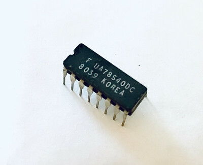 3 x UA78S40 / UA78S40DC / µA78S40DC - Universal Switching Regulator Subsystem