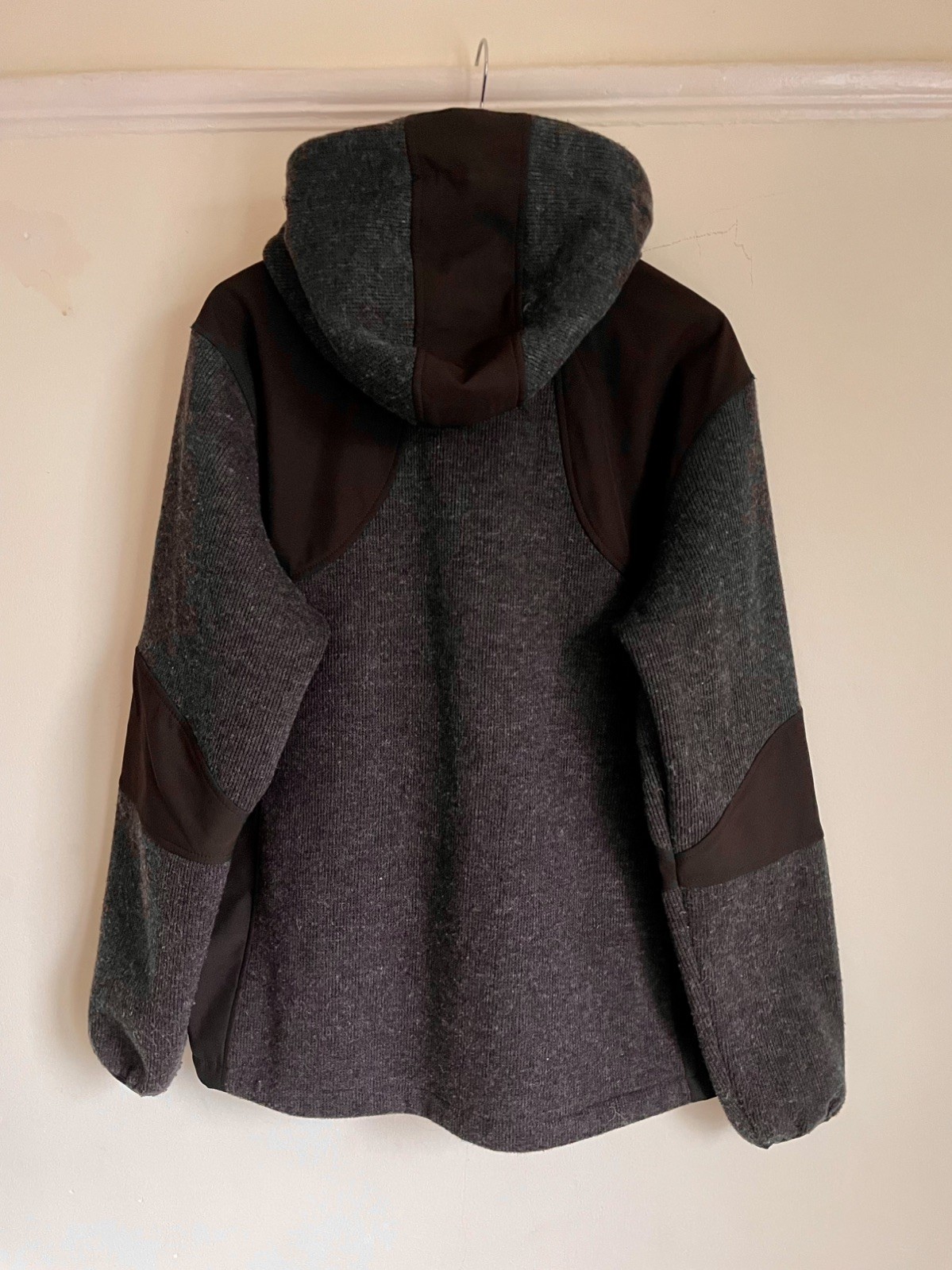 Mountain Warehouse Jacket - Softshell w/Removable… - image 3