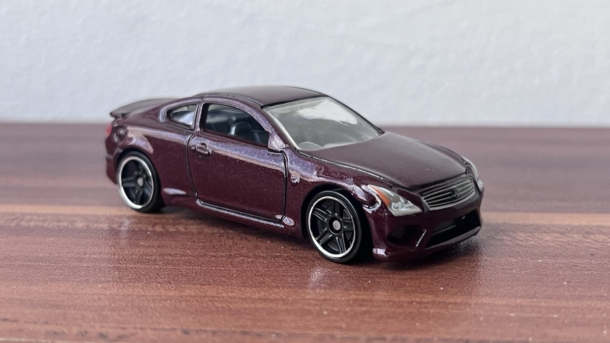 RARE Hot Wheels 2014 '10 Infiniti G37 Multipack Exclusive Wine Red