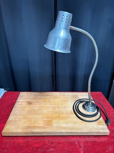 26" Carving Station With Carlisle Heat Lamp NHL8185B 115V Maple Wood #3769