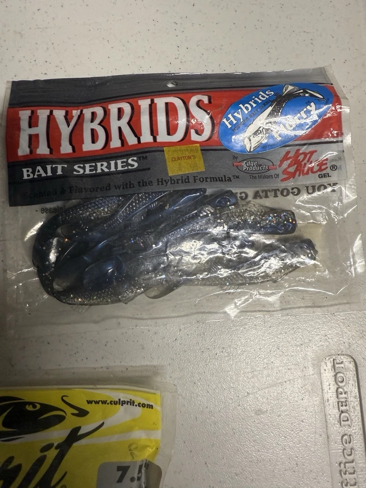 Vintage Lot of 3 Fishing Softbait Lures|Culprit Worms, Chub Minnow,Hybrids Bait - Image 3 of 4