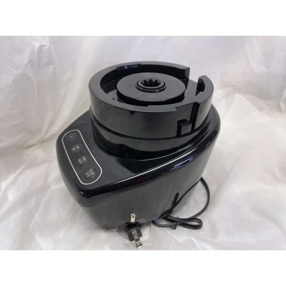 Black & Decker Food Processor FP4200 Replacement Part Motor Base - Image 2 of 4