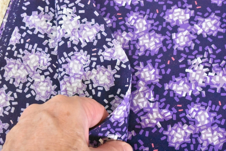 By 1/2 Yd, Vintage, Lavender White & Purple Abstract Cotton/Kona Bay/Leone,P6335 - Image 4 of 4