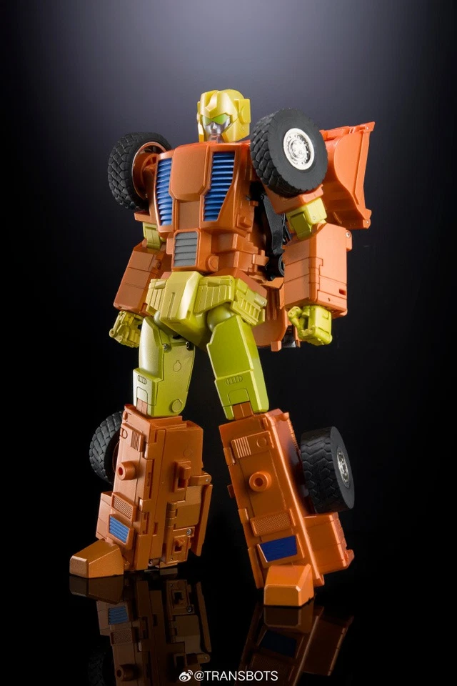 In Stock New XTransbots MX-41S Dig-Pig Scoop w/ Puncture&Trackshot Action Figure - Image 4 of 4