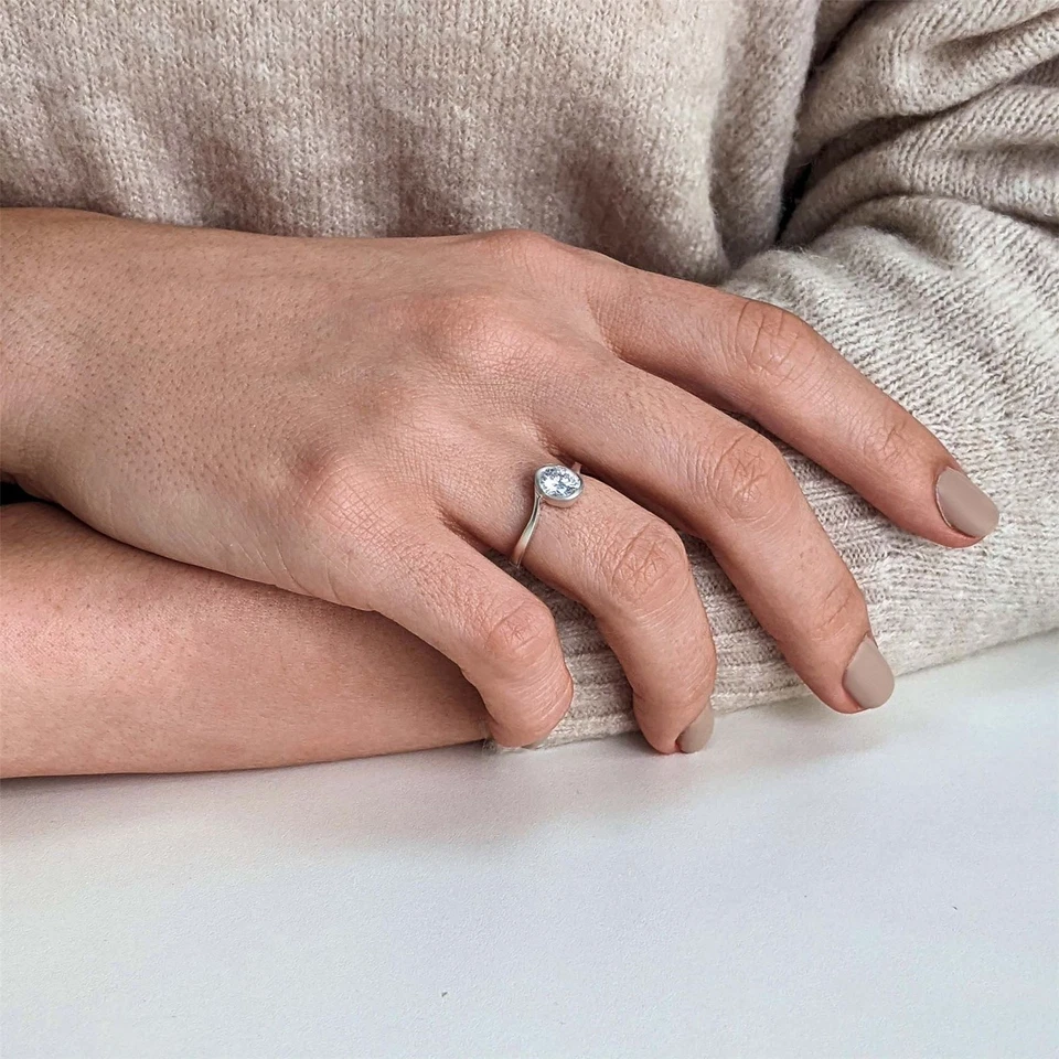 Silverly Anello Di Fidanzamento Argento 925 Zirconia Cubica Ovale Brillante - Immagine 3 di 4