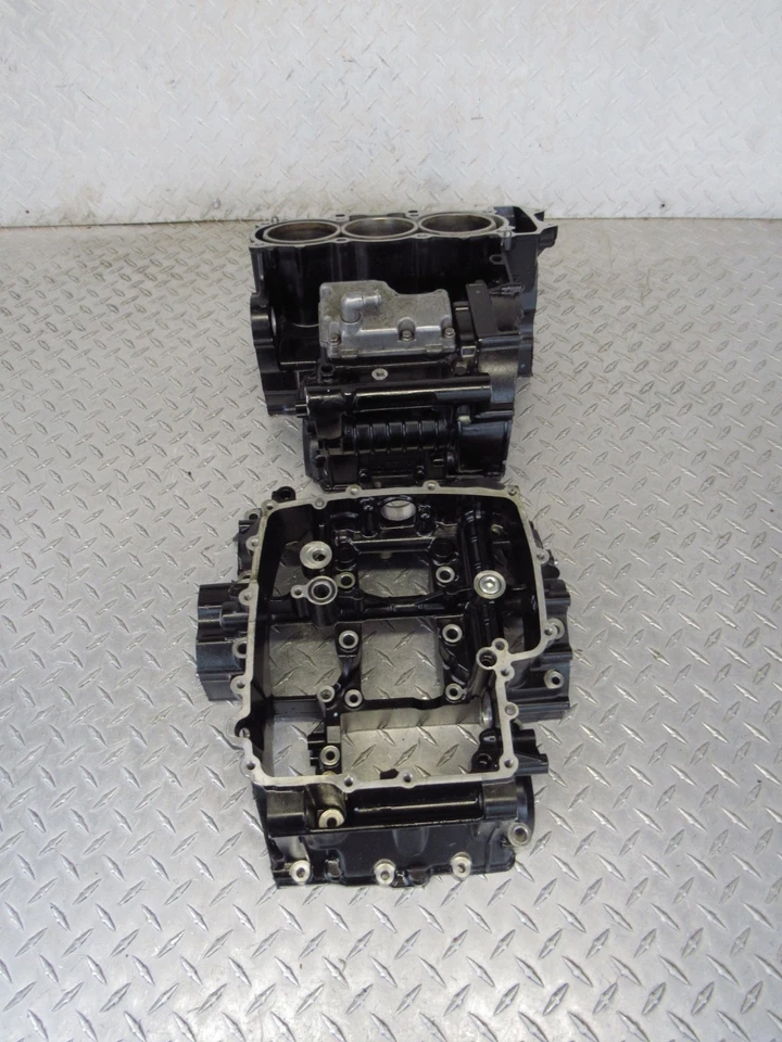 16 Triumph Street Triple 675R 2016 ABS cajas de motor bloque de cárter Foto 2 de 4