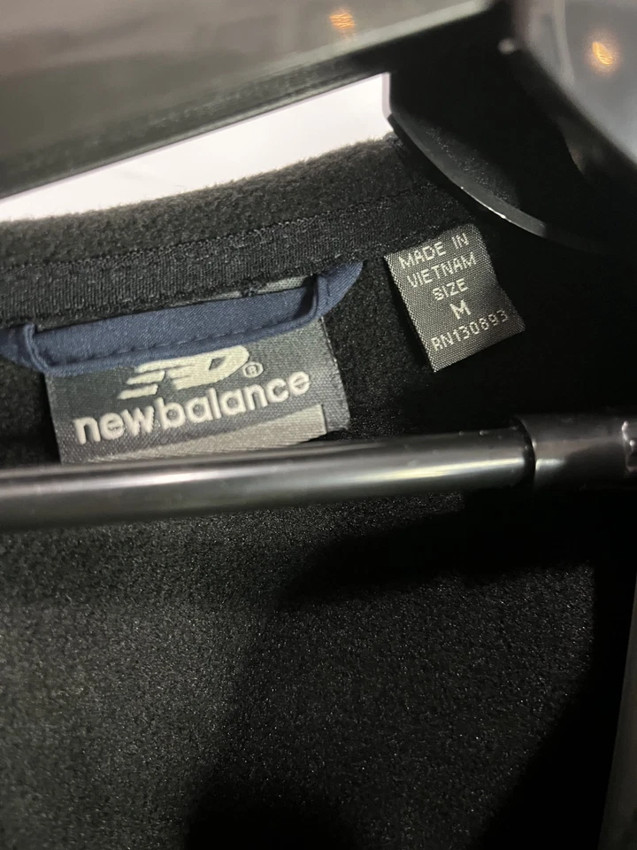 New Balance Waterproof/Windproof Mens Jacket - NWT - Image 4 of 4