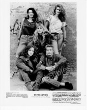 SATISFACTION-JUSTINE BATEMAN-JULIA ROBERTS-8x10 STILL FN