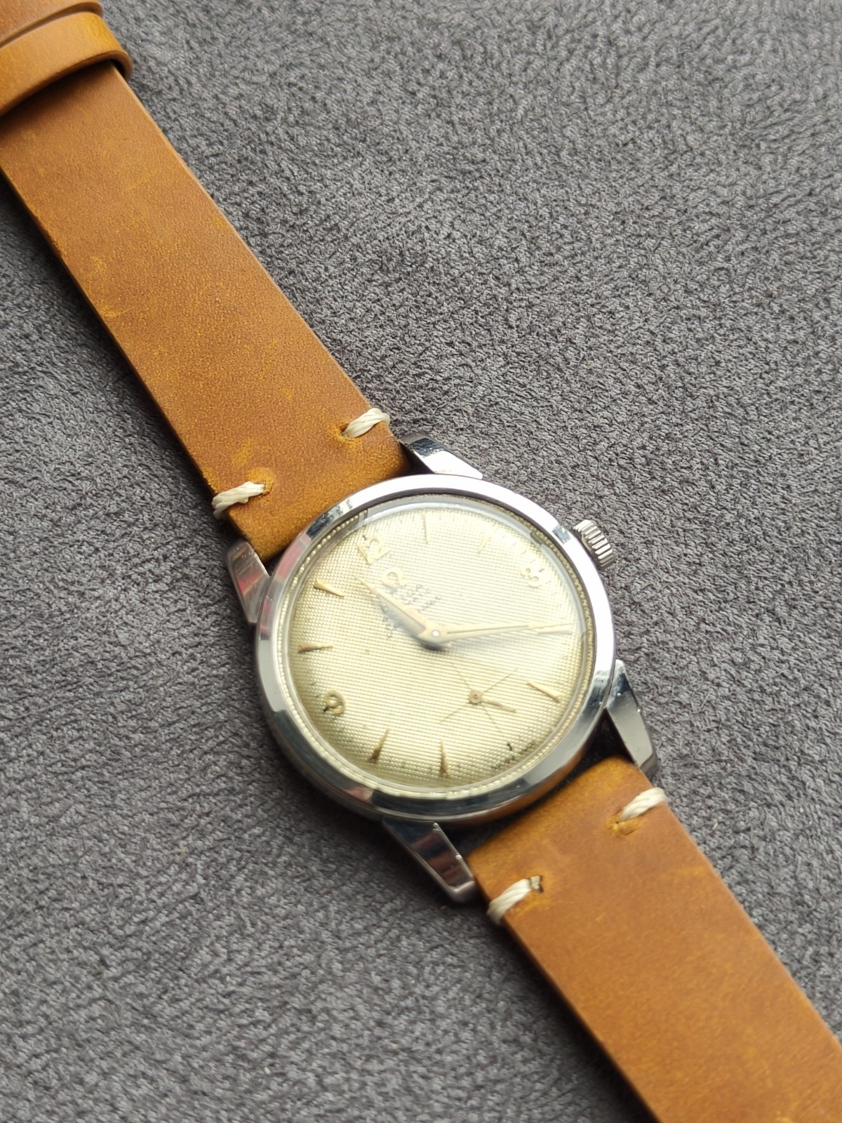 Omega Seamaster Small second Honey Comb