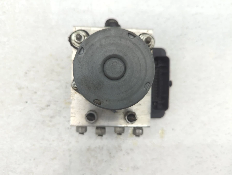 2015-2015 Jeep Cherokee Abs Pump Control Module VKFVU - Image 3 of 4