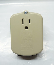 Petsafe Pet Containment System LP-4100 Surge Suppressor Protector Wall Plugin