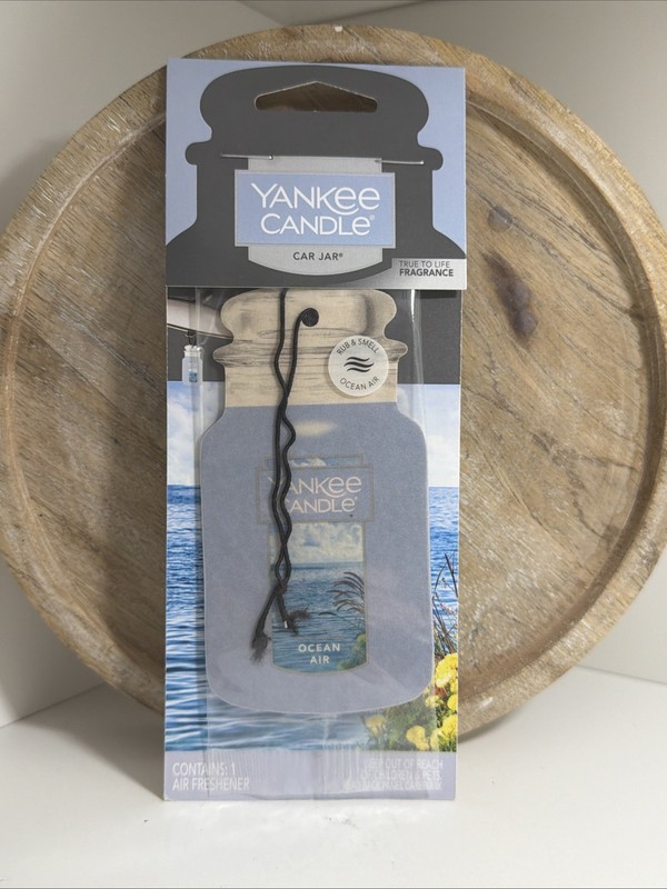 Yankee Candle Ocean Air Jar Car Air Freshener