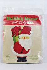 California Titan 1977 Santa Door Greeter Holiday Christmas Decor Felt Kit 281