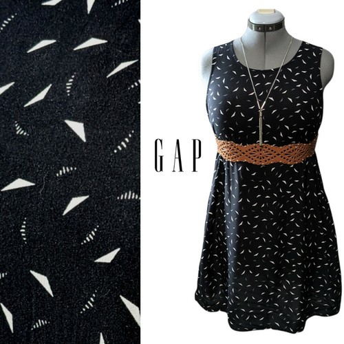 Robe Noire Sans Manches Midi Gap - Taille M, Style Fit & Flare, Occasion Très Bon État