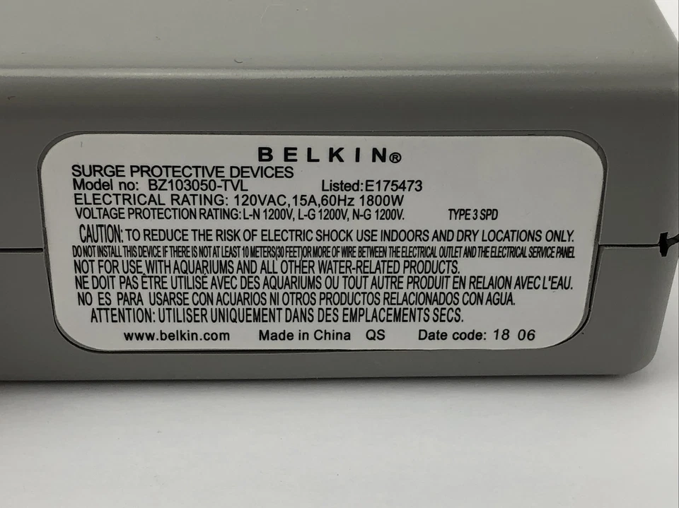 NEW Belkin BZ103050-TVL Mini Surge Protector with USB Charger Pre-owned - Image 4 of 4