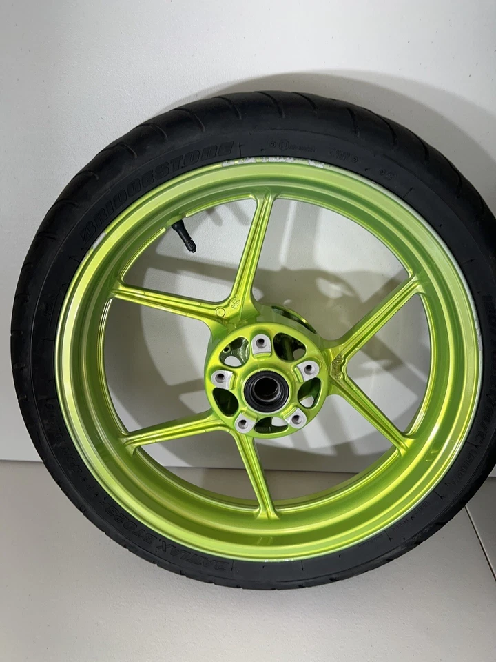 09 10 11 12 Juego de llantas delanteras traseras Kawasaki Zx6r Zx600 OEM Shocker amarillo doblado Foto 2 de 4
