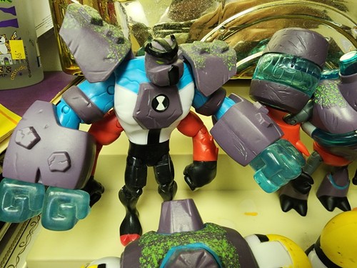 Lot Of / Ben 10 Action Figures - Picture 2 of 6