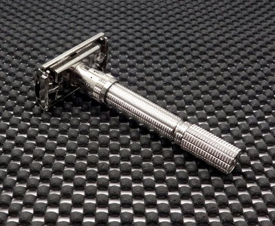 Vintage 1961 Gillette Slim Adjustable 1-9  DE Safety Razor G3 Clean!