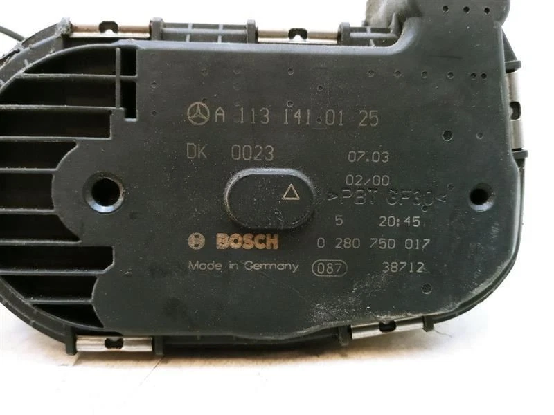 Mercedes Benz CLK500 2004 AMG C32 SLK32 carrocería del acelerador OEM A1131410125 Foto 3 de 4