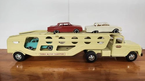 1960 Tonka Pressed Steel  Motor Transport With Original Cars