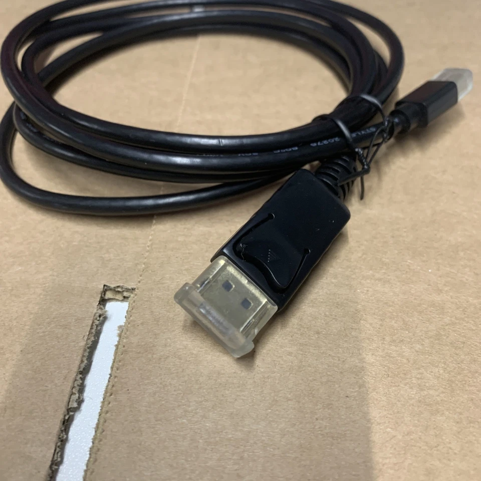 Job Lot 40 X New Mini DisplayPort to DisplayPort Male to Male Cable 1.8m - Image 2 of 4