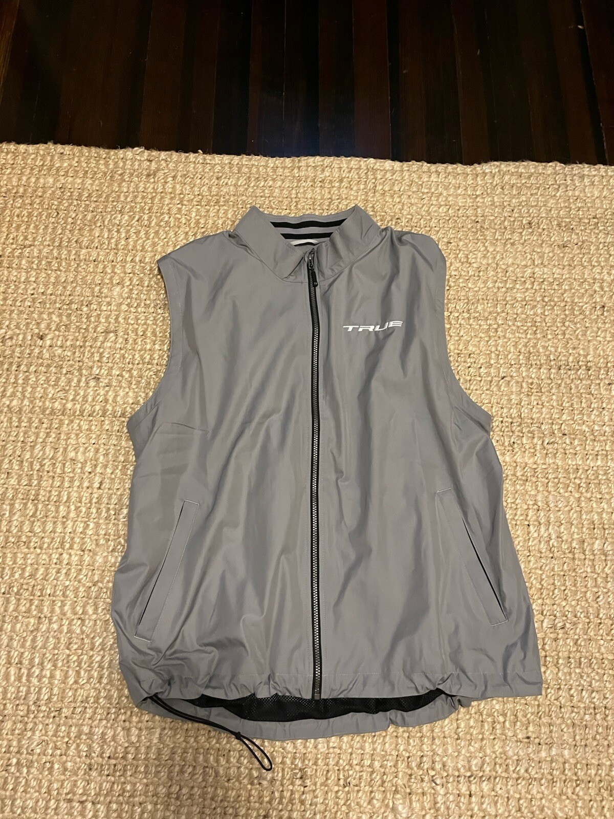 Picture 1 of 2