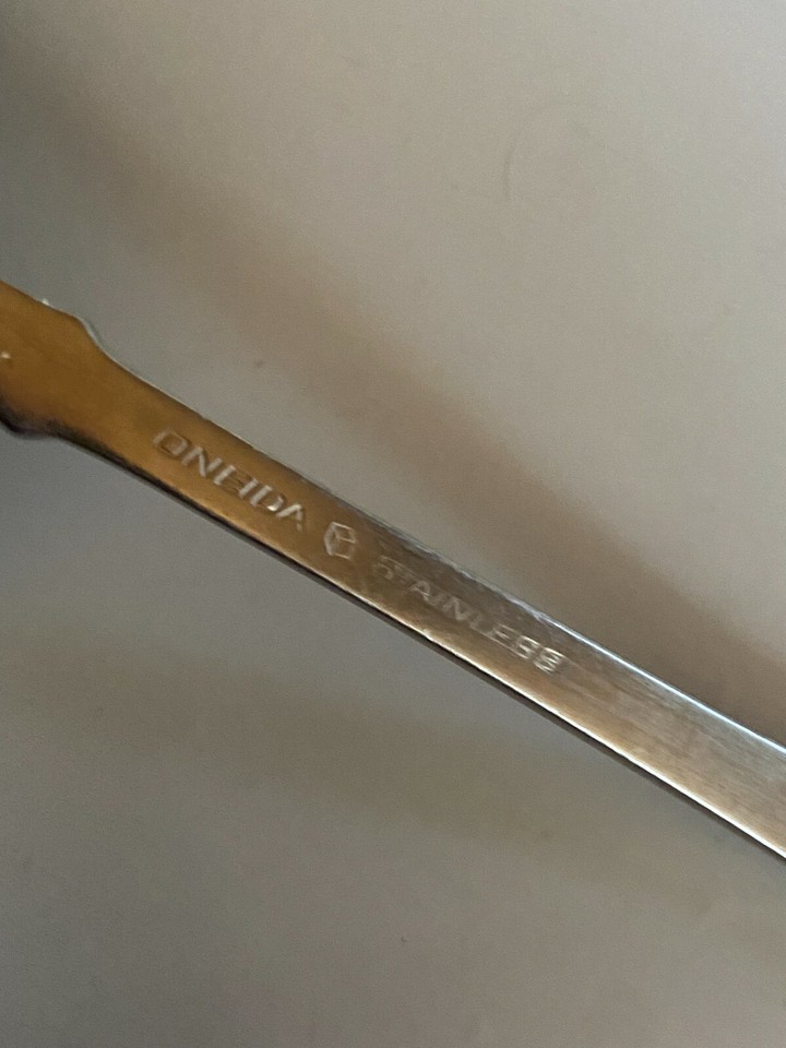 Oneida AMERICAN COLONIAL Stainless Heirloom Cube SATIN Flatware U SELECT