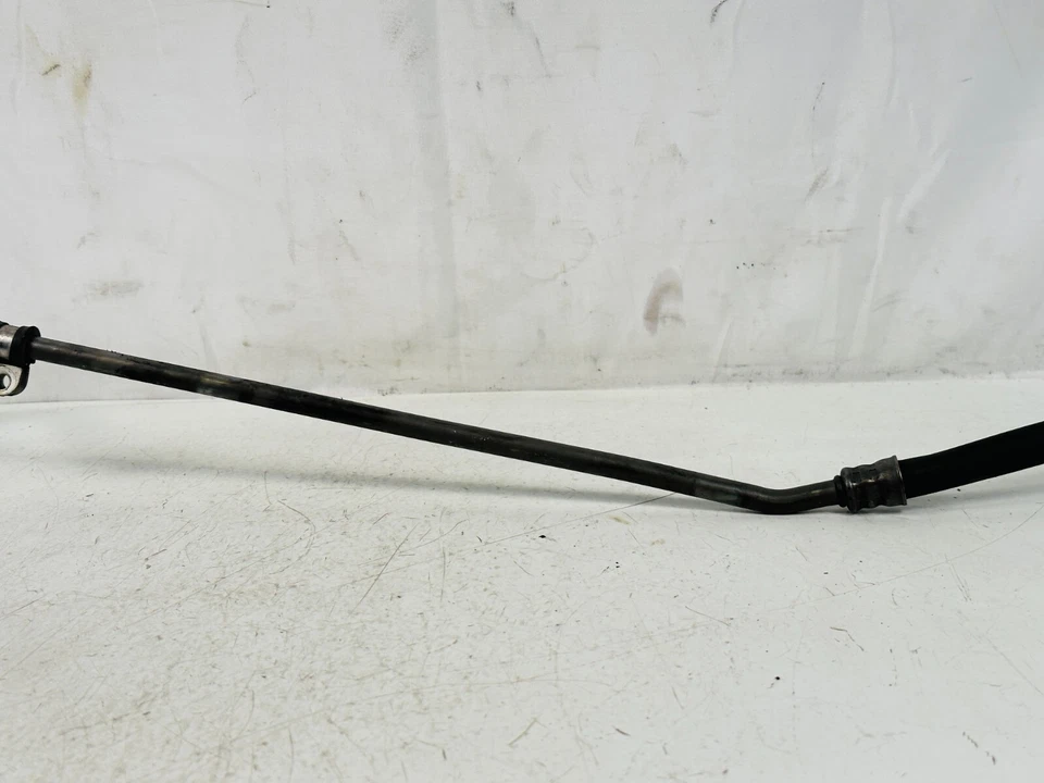 Mangueira de linha de óleo 10-11 MERCEDES-BENZ C207 W212 E CLASS E550 FABRICANTE DE EQUIPAMENTO ORIGINAL - Imagem 3 de 4